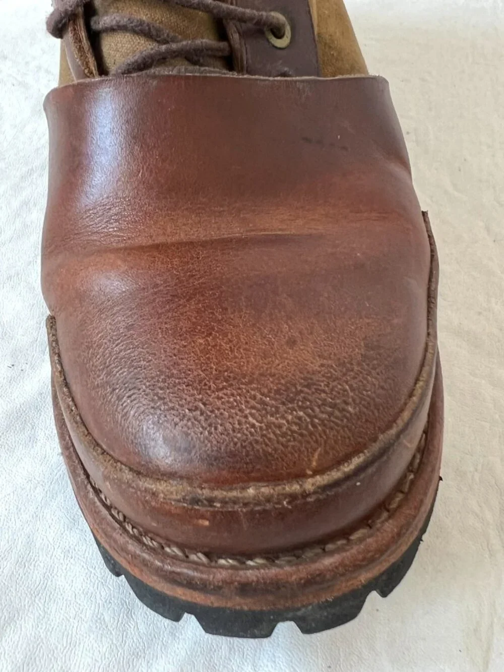 Timberland Boot Company Tackhead leather brown lace up mens 8 combat lug soles